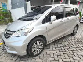 Honda Freed 2012 Bensin