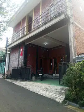 Rumah Kos Nol Jalan Aspal Sisir Kota Batu