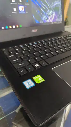 Laptop Gaming Acer E5-475G Core i7 Gen 7 DUAL VGA NVIDIA 940MX 4GB DDR