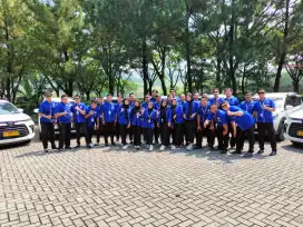 Dibutuhkan driver/instruktur sekolah mengemudi
