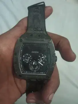 Jam tangan guess