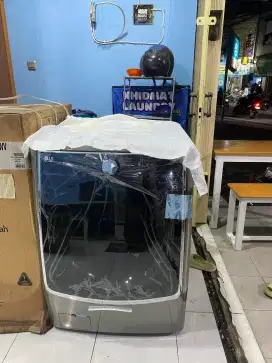 LG MESIN CUCI FRONT LOADING 21 KG DOUBLE WASHER F2721STWV MURAH BARU