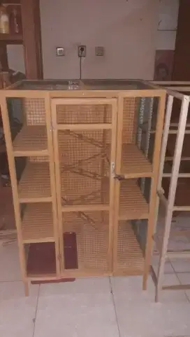 KANDANG KUCING BERTINGKAT