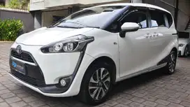 DP 5 JT!! Sienta V 1.5 AT 2017 AsBali