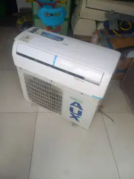Jual ac 1/2 pk AUX r410 bkas pindhan ful ori smua msih dingn