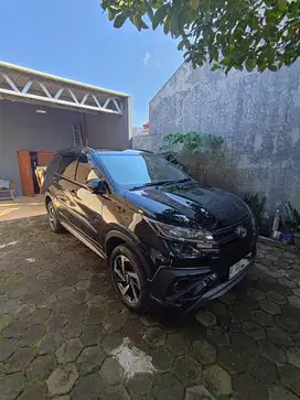 TOYOTA RUSH 1.5 S TRD SPORTIVO MATIC 2019 HITAM
