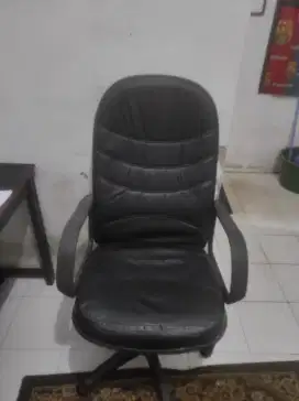 Kursi Kerja Gaming Empuk Hidrolik