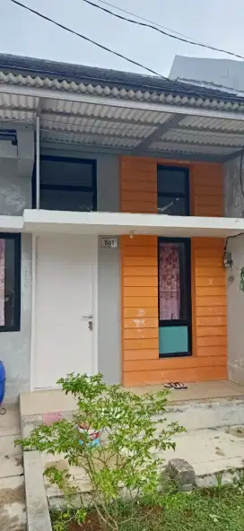 *Tanpa perantara *Disewakan rumah 1 lantai