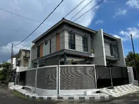DIJUAL RUMAH NEW DI BARUK UTARA DKT MERR, KAMPUS, TOL