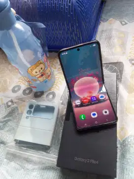 Samsung z flip 4 5g 8/256 fulset
