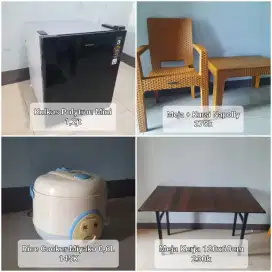 Meja Kursi, Kulkas Mini, Rice Cooker, Meja Kerja – Bisa Satuan / Paket