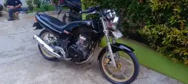Motor ganteng Yamaha scorpio ( siapa cepatt dia dapat )