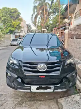 Fortuner TRD KM 51rb