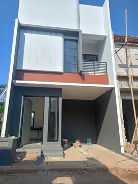 Rumah modern minimalis selangkah ke jln maruyung di pancoran mas
