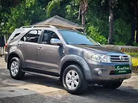 LOW KM | Fortuner 2011 / 2010 G Diesel Manual | Non TRD / VNT