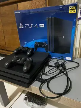 Sony PlayStation 4 Pro 1TB – Siap Main, Normal 100%