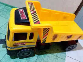 Jual maenan anak truk besar,belakang truk BS dnaikin
