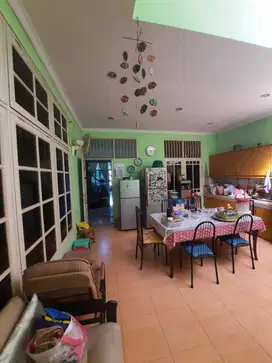 Dijual rumah siap huni lt.162m di Villa Melati Mas, Serpong