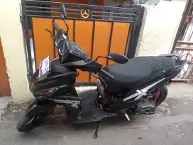Motor anak muda TT mangga