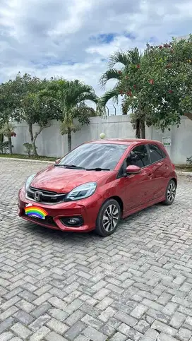 Brio rs 2017 ( pemakaian perempuan )