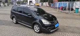 Nissan grand livina X-gear