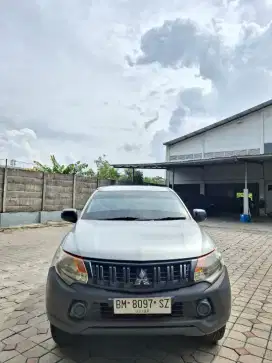 Triton 2018 HDX diesel manual. Km 112rb