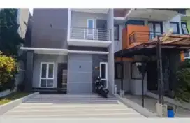 Sewa rumah siap huni 2 lantai antapani