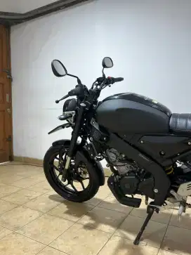 Yamaha XSR Hitam