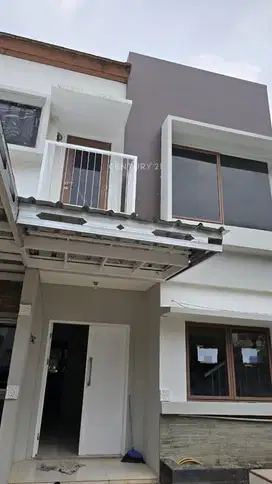 Rumah 2 Lantai CASIA Jakarta Garden City Cakung Timur