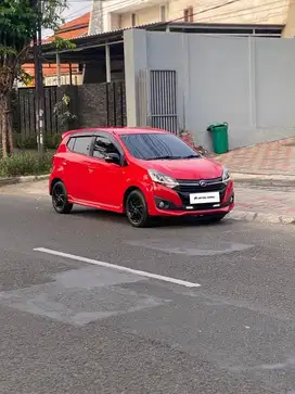 AYLA R 2019 / 2018  Merah Matic TerMurah Bekas Kredit Bagus Surabaya