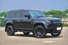 Land Rover Defender 2022