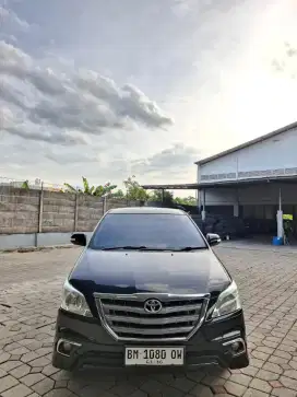 Innova 2013 V luxury bensin matic. Km 148rb
