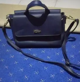 Tas wanita tenteng