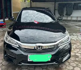 Accord CR2 2.4 VTIL AT 2017