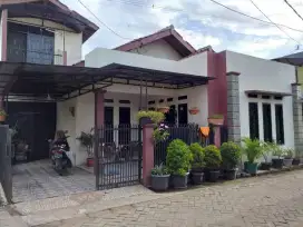 Rumah di gang SMUN 4 cikupa