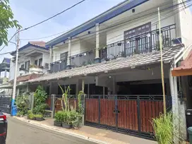Rumah Tenang Siap Huni Di Rawamangun 2 Lantai Asri