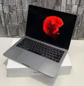 Stok terbatas Macbook pro 2017 resmi ibox 8/256gb