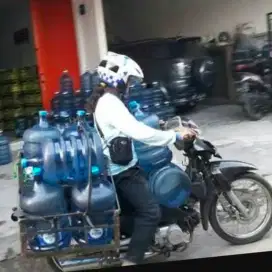 DIBUTUHKAN CEPAT KURIR ANTAR GAS DAN GALON