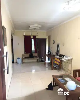 Rumah 2 Lantai Ada Halaman Luas Dengan Kebun Buah di Salatiga