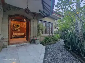 Rumah luas 350 m2 di Taman Griya Jimbaran Bali