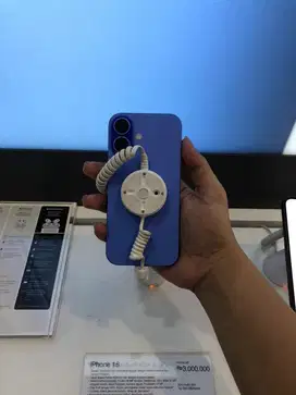 iPhone 16 like new
