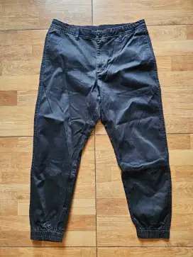 Celana pants Uniqlo Jogger Cargo Original Size L 34