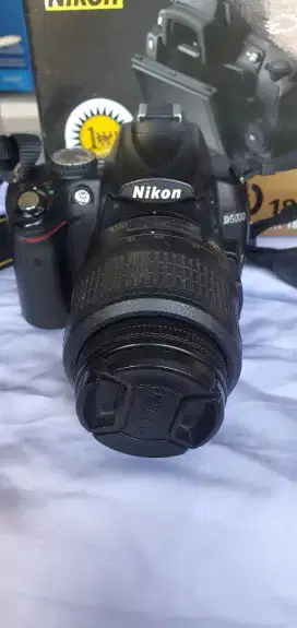 JUAL KAMERA NIKON D5000