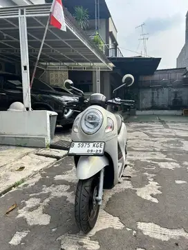 HONDA SCOOPY PRESTIGE