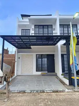 Cluster 2 lantai di bintaro dekat pintu TOL perigi