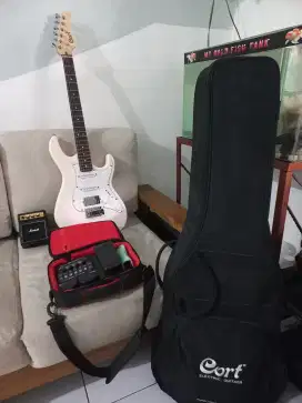Gitar Elektrik/Electric Guitar merk Cort