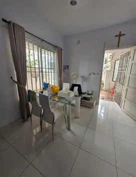 Dijual rumah murah posisi hook 2.5 lantai siap huni di citra 2 ext