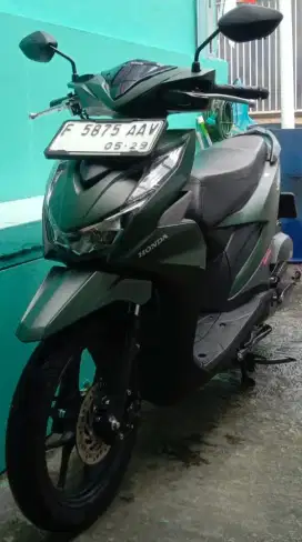 Honda Beat deluxe cbs iss 2024