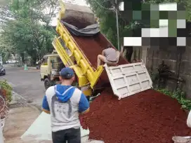 Tanah merah paling murah