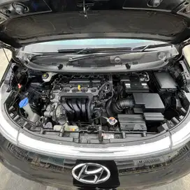 HYUNDAI STARGAZER PRIME 1.5 A/T 2022 TDP MULAI 5JT
